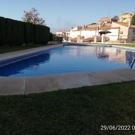 Villa Pitato Nuevo, Cerca De La Playa, Parking En La Puerta Del Alojamiento La Cala Del Moral Exterior photo